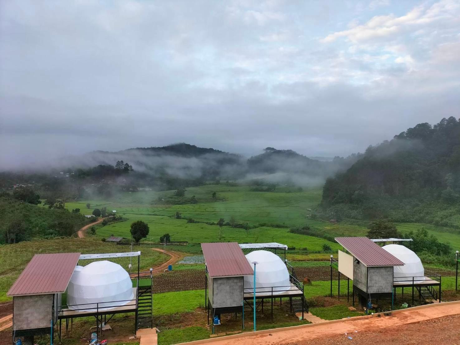 สวนไร่รุ่งอรุณ Suan Rai Rungarun Ban Na Pa Paek Exterior foto