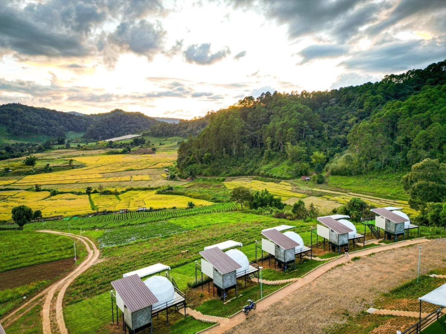 สวนไร่รุ่งอรุณ Suan Rai Rungarun Ban Na Pa Paek Exterior foto